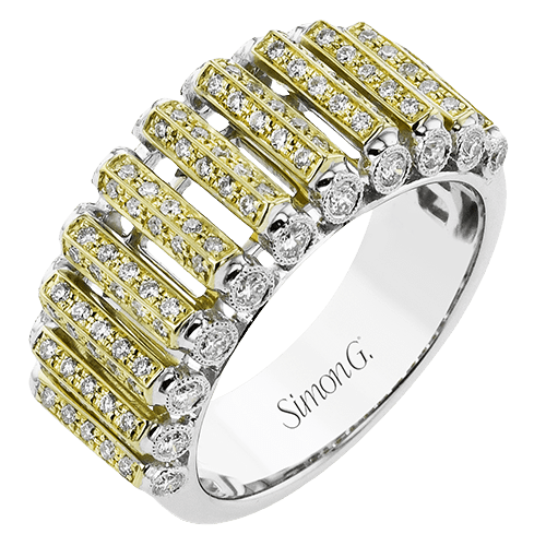 Fashion Ring in 18k Gold with Diamonds