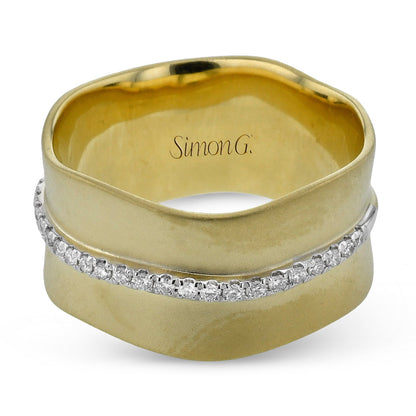 Fashion Ring In 18k Gold With Diamonds