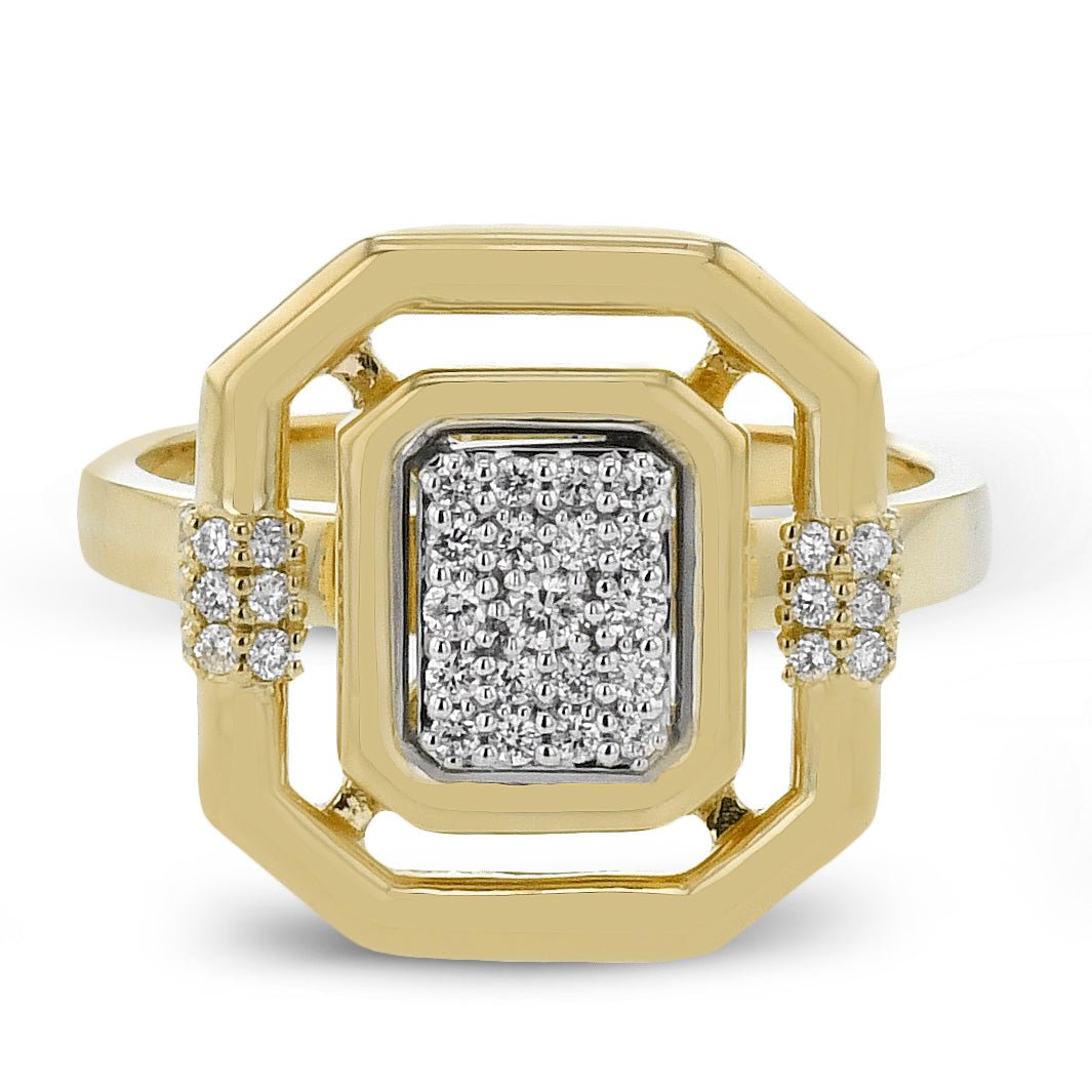 Fashion Ring In 18k Gold With Diamonds