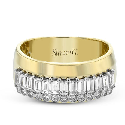 Fashion Ring In 18k Gold With Diamonds