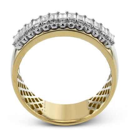 Fashion Ring In 18k Gold With Diamonds