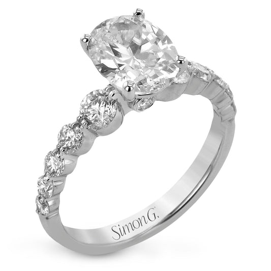 Oval - cut Engagement Ring in 18k Gold with Diamonds - Simon G. Jewelry