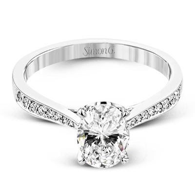 Oval-cut Engagement Ring in 18k Gold with Diamonds