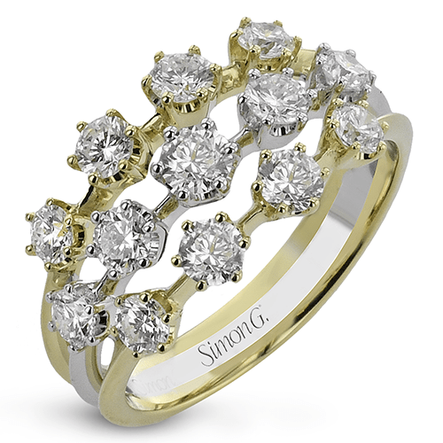 Right Hand Ring in 18k Gold with Diamonds