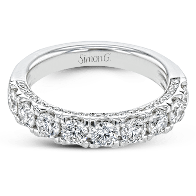 Wedding Band in 18k Gold with Diamonds